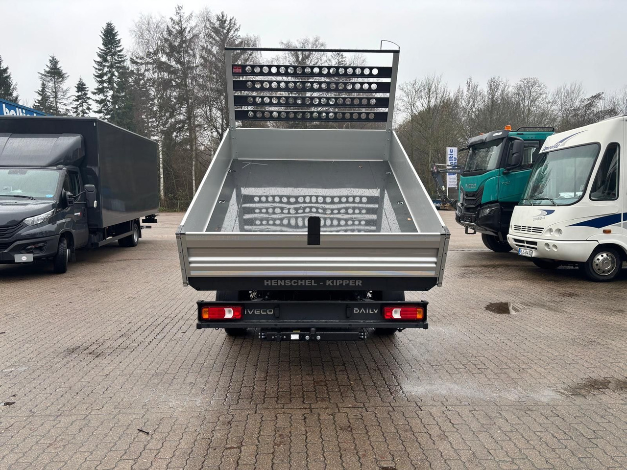 Iveco Daily 35S16H3.0A8YD*DSK*KLIMA*AHK* - Utilitaire benne, Utilitaire double cabine: photos 4 Iveco Daily 35S16H3.0A8YD*DSK*KLIMA*AHK* - Utilitaire benne, Utilitaire double cabine: photos 4