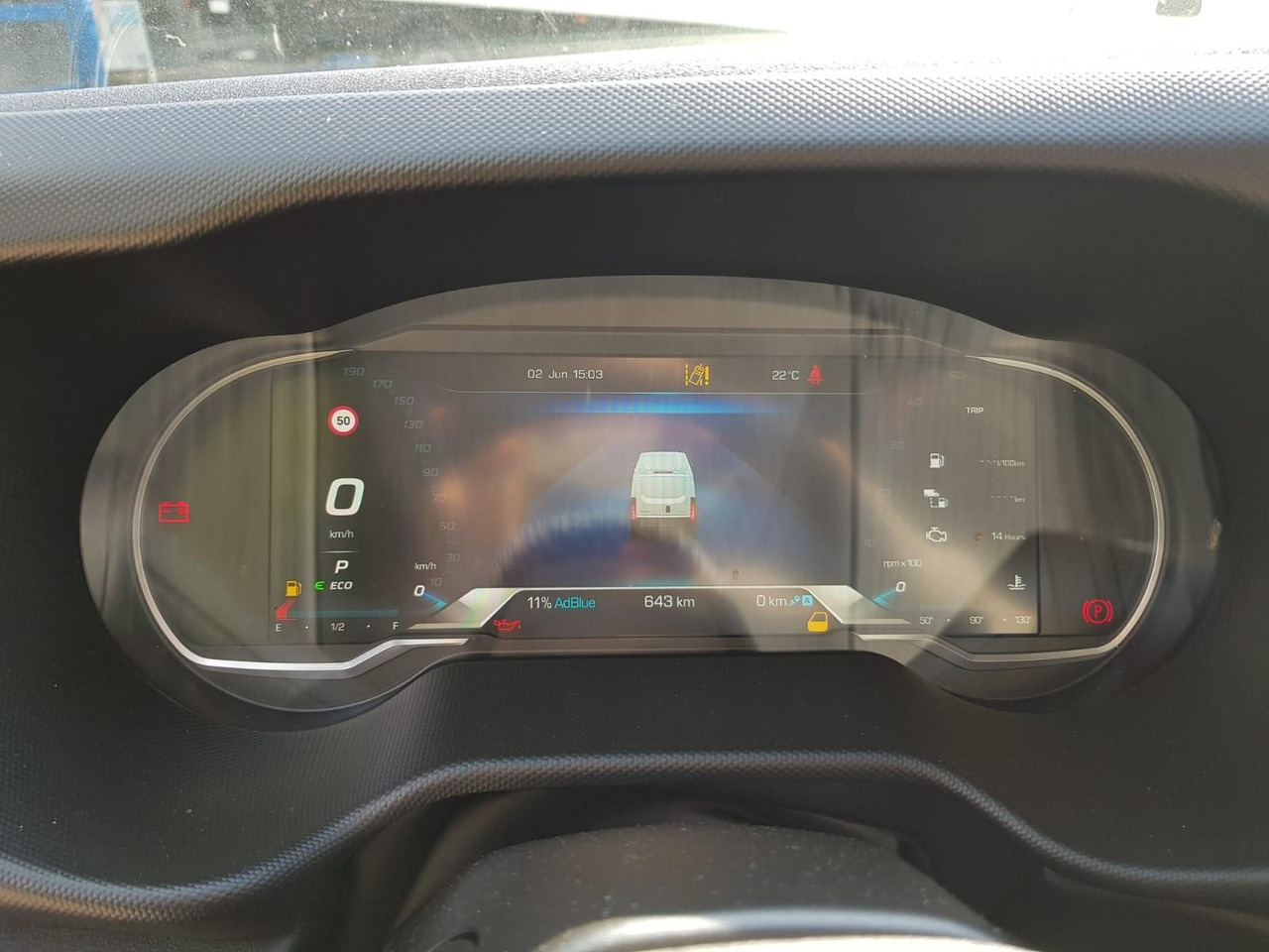 Fourgon utilitaire Iveco Daily 35S18HA8 V 3520L mit AHK, Rückfahrkamer...: photos 15
