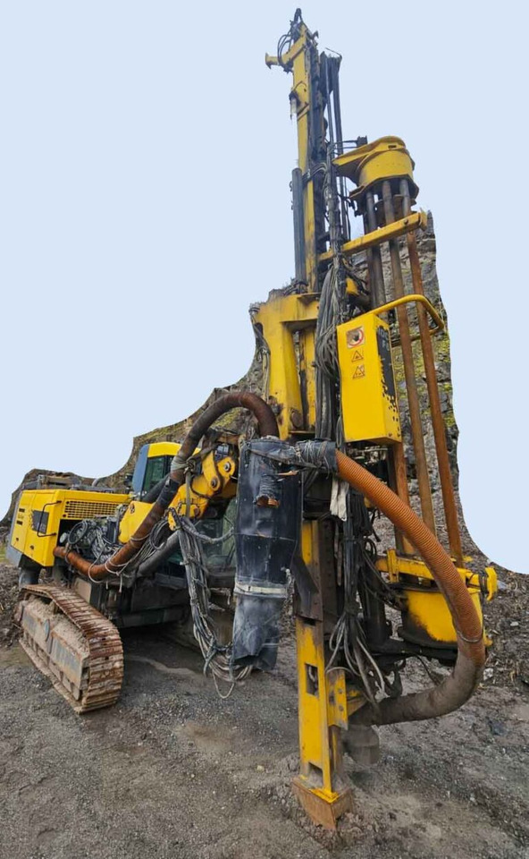 Atlas Copco ROC F6-32 – Blast hole drilling rig / Sprenglochbohrgerät - Foreuse: photos 1 Atlas Copco ROC F6-32 – Blast hole drilling rig / Sprenglochbohrgerät - Foreuse: photos 1