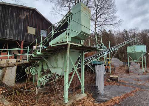 Crushing plant for the production of frost protection / Brechanlage zur Herstellung von Frostschutz - Concasseur: photos 2 Crushing plant for the production of frost protection / Brechanlage zur Herstellung von Frostschutz - Concasseur: photos 2