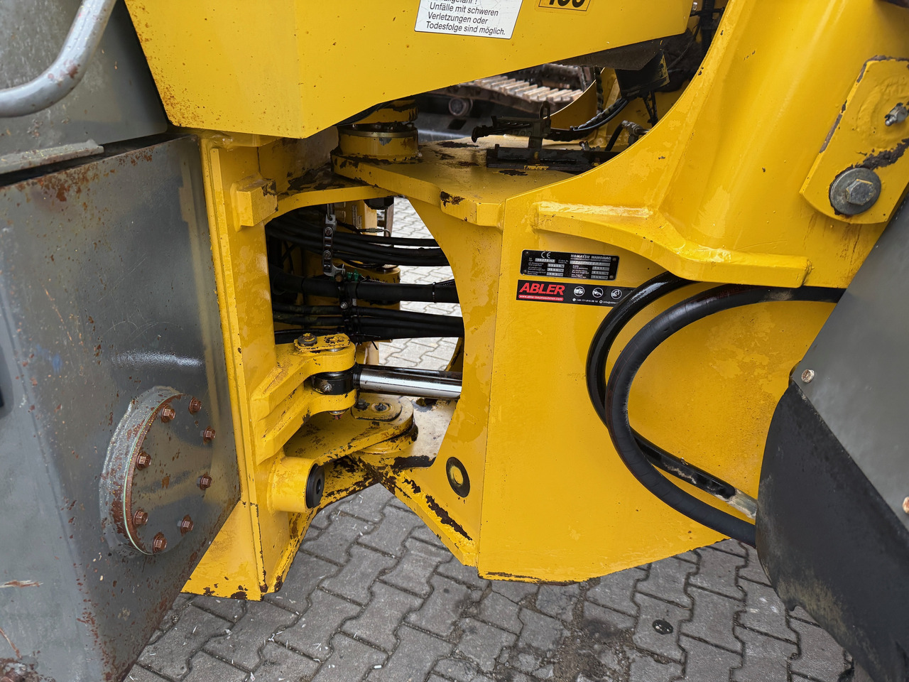 Chargeuse sur pneus Komatsu Hanomag WA270-3 Radlader Klima: photos 12 Chargeuse sur pneus Komatsu Hanomag WA270-3 Radlader Klima: photos 12