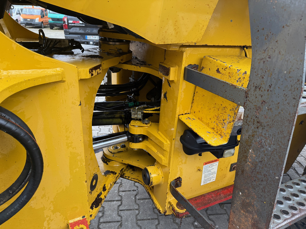Chargeuse sur pneus Komatsu Hanomag WA270-3 Radlader Klima: photos 8 Chargeuse sur pneus Komatsu Hanomag WA270-3 Radlader Klima: photos 8