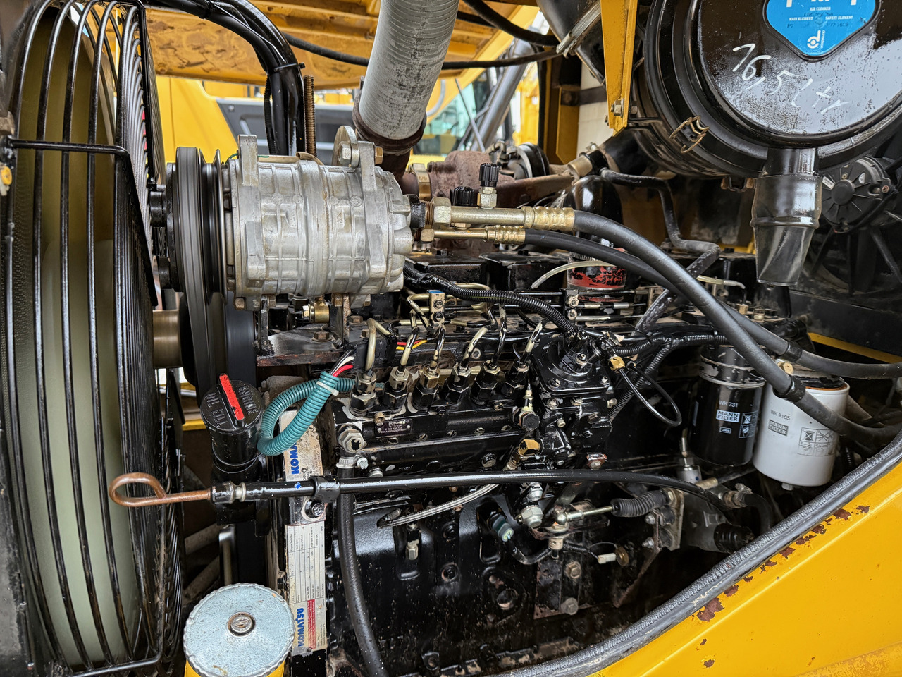 Chargeuse sur pneus Komatsu Hanomag WA270-3 Radlader Klima: photos 19 Chargeuse sur pneus Komatsu Hanomag WA270-3 Radlader Klima: photos 19