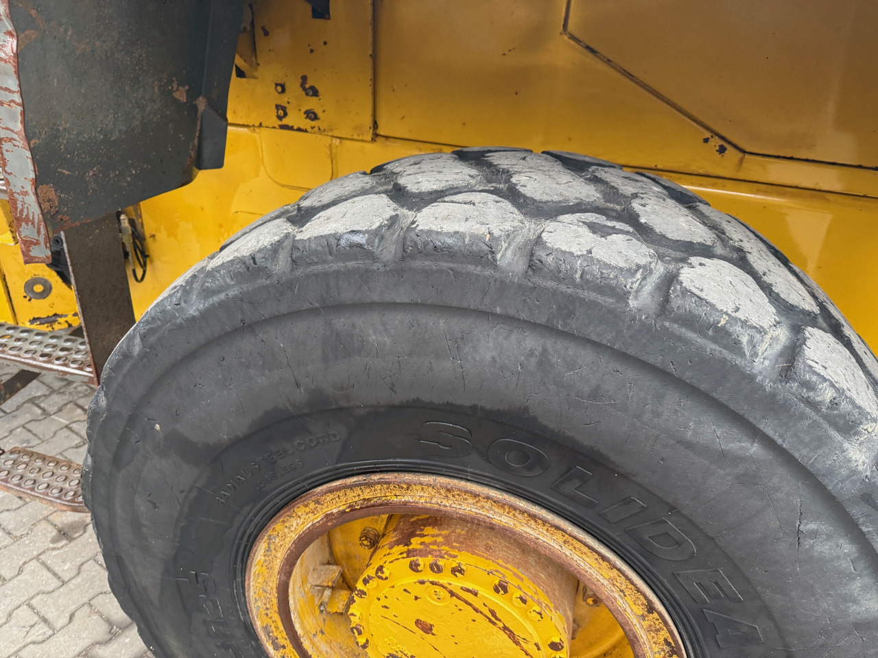 Chargeuse sur pneus Komatsu Hanomag WA270-3 Radlader Klima: photos 6 Chargeuse sur pneus Komatsu Hanomag WA270-3 Radlader Klima: photos 6