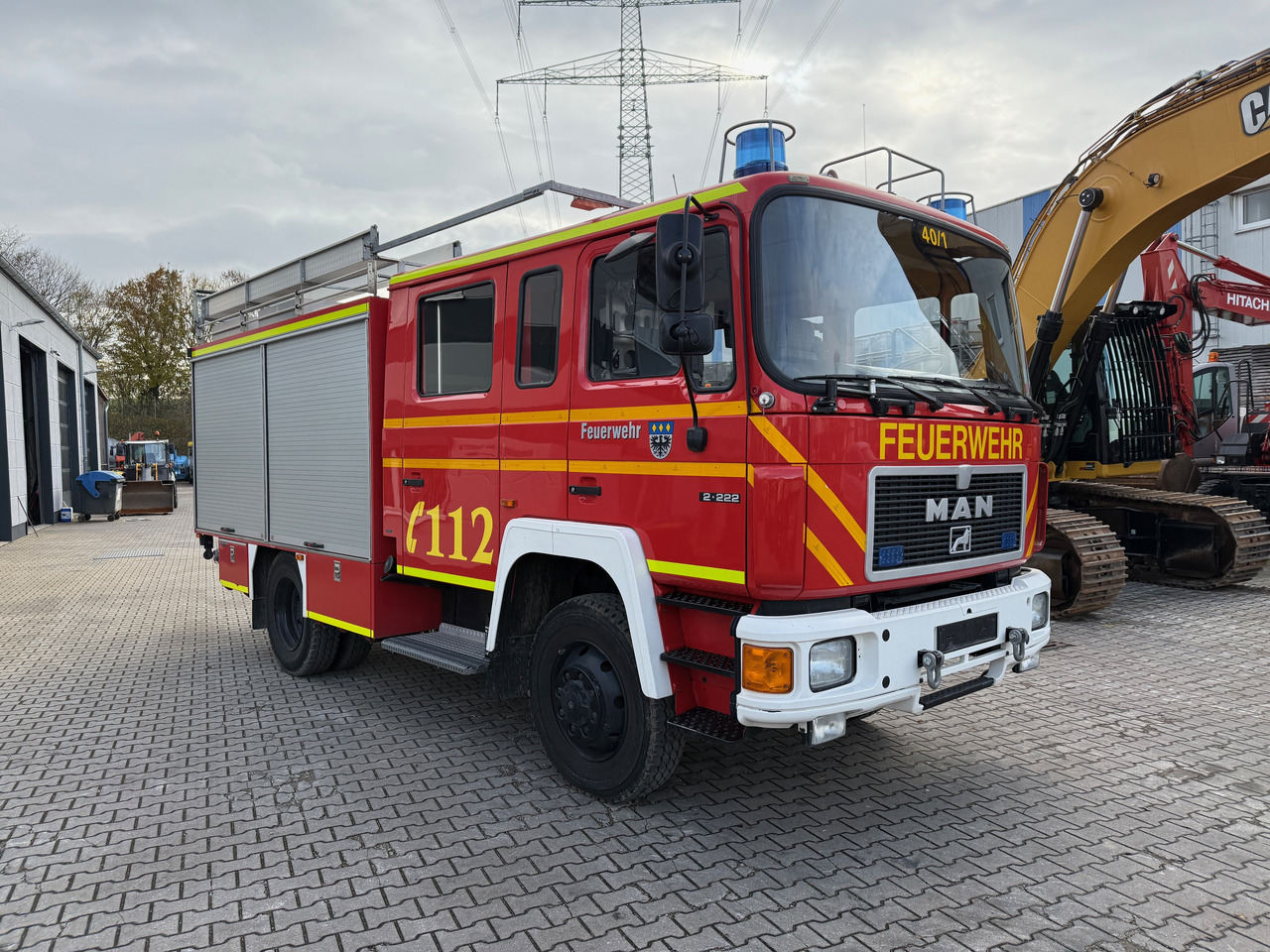 MAN 12.222 LF16 Feuerwehr-LKW - Camion de pompier: photos 3 MAN 12.222 LF16 Feuerwehr-LKW - Camion de pompier: photos 3