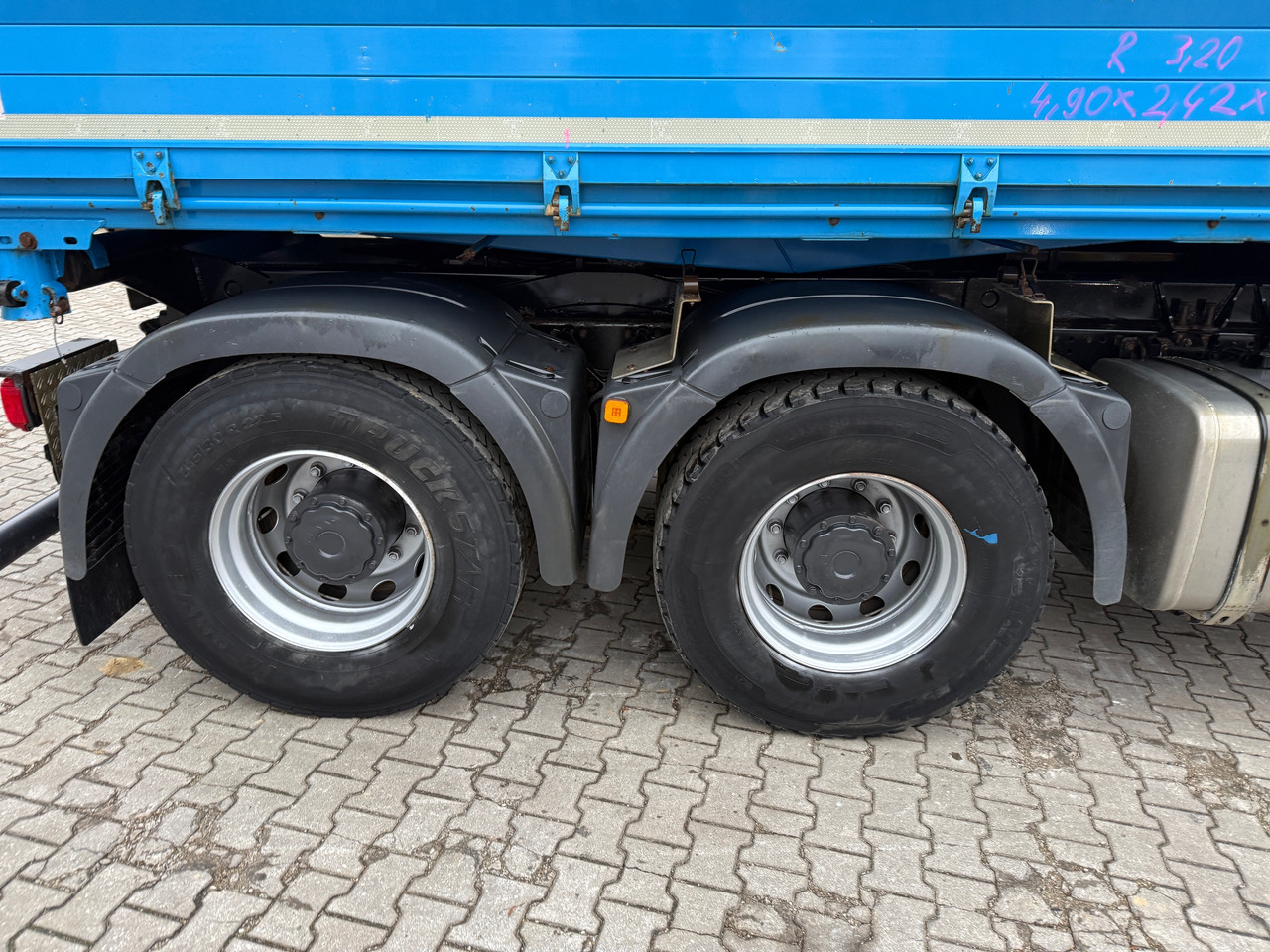 Camion benne MAN TGS 26.480 3-Seiten-Kipper Retarder Klima: photos 13 Camion benne MAN TGS 26.480 3-Seiten-Kipper Retarder Klima: photos 13