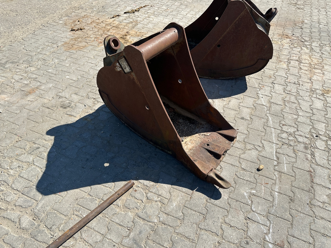 Tieflöffel 30cm Mantovanibenne - Godet pour pelle: photos 2 Tieflöffel 30cm Mantovanibenne - Godet pour pelle: photos 2