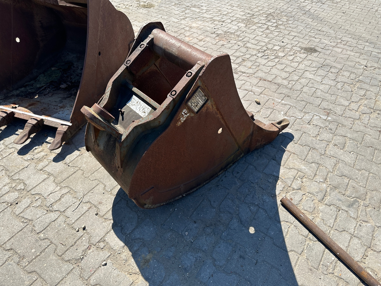 Tieflöffel 30cm Mantovanibenne - Godet pour pelle: photos 5 Tieflöffel 30cm Mantovanibenne - Godet pour pelle: photos 5