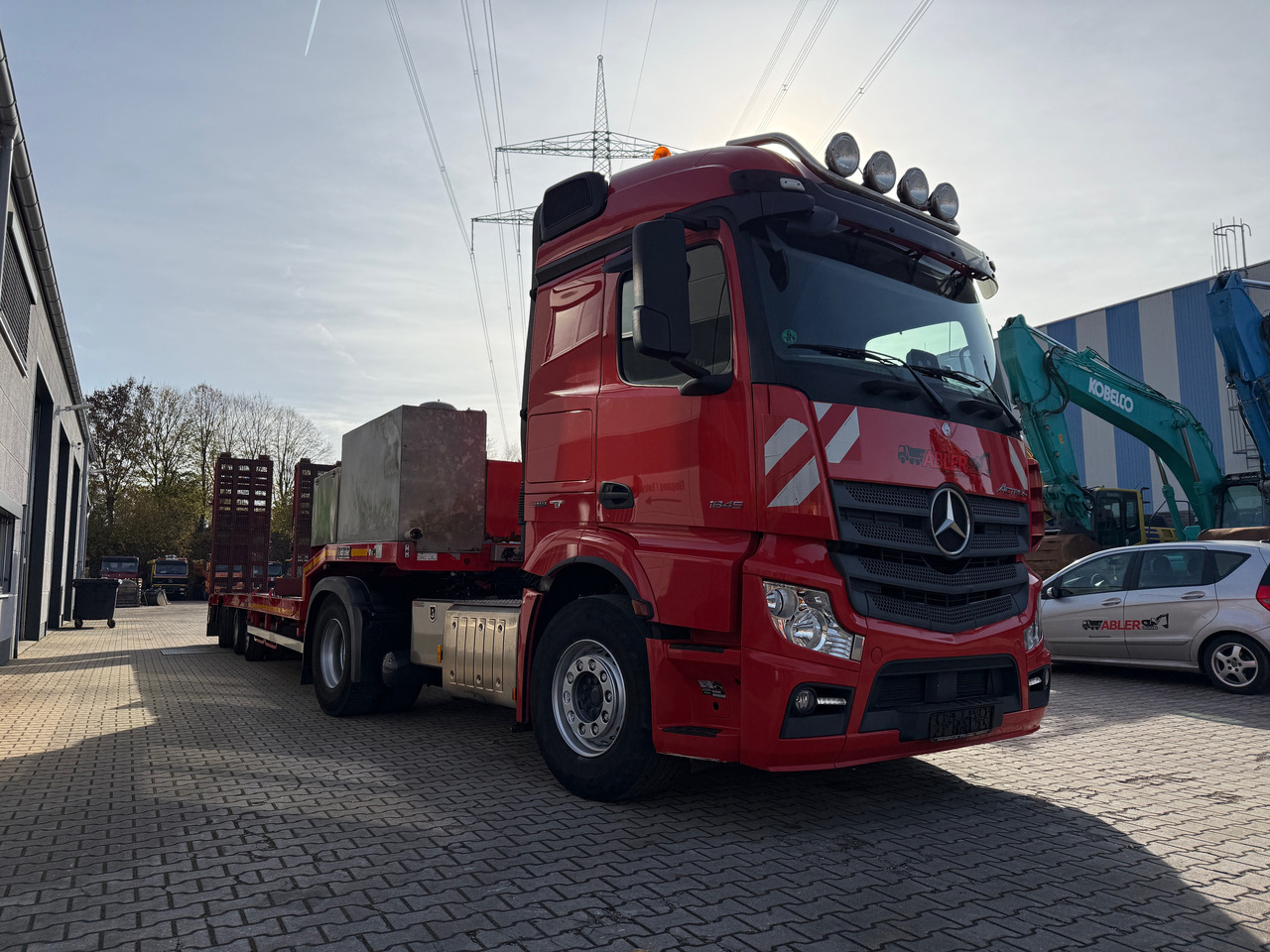 Mercedes-Benz 1845 Actros mit Goldhofer Tieflader - Tracteur routier, Semi-remorque surbaissé: photos 3 Mercedes-Benz 1845 Actros mit Goldhofer Tieflader - Tracteur routier, Semi-remorque surbaissé: photos 3