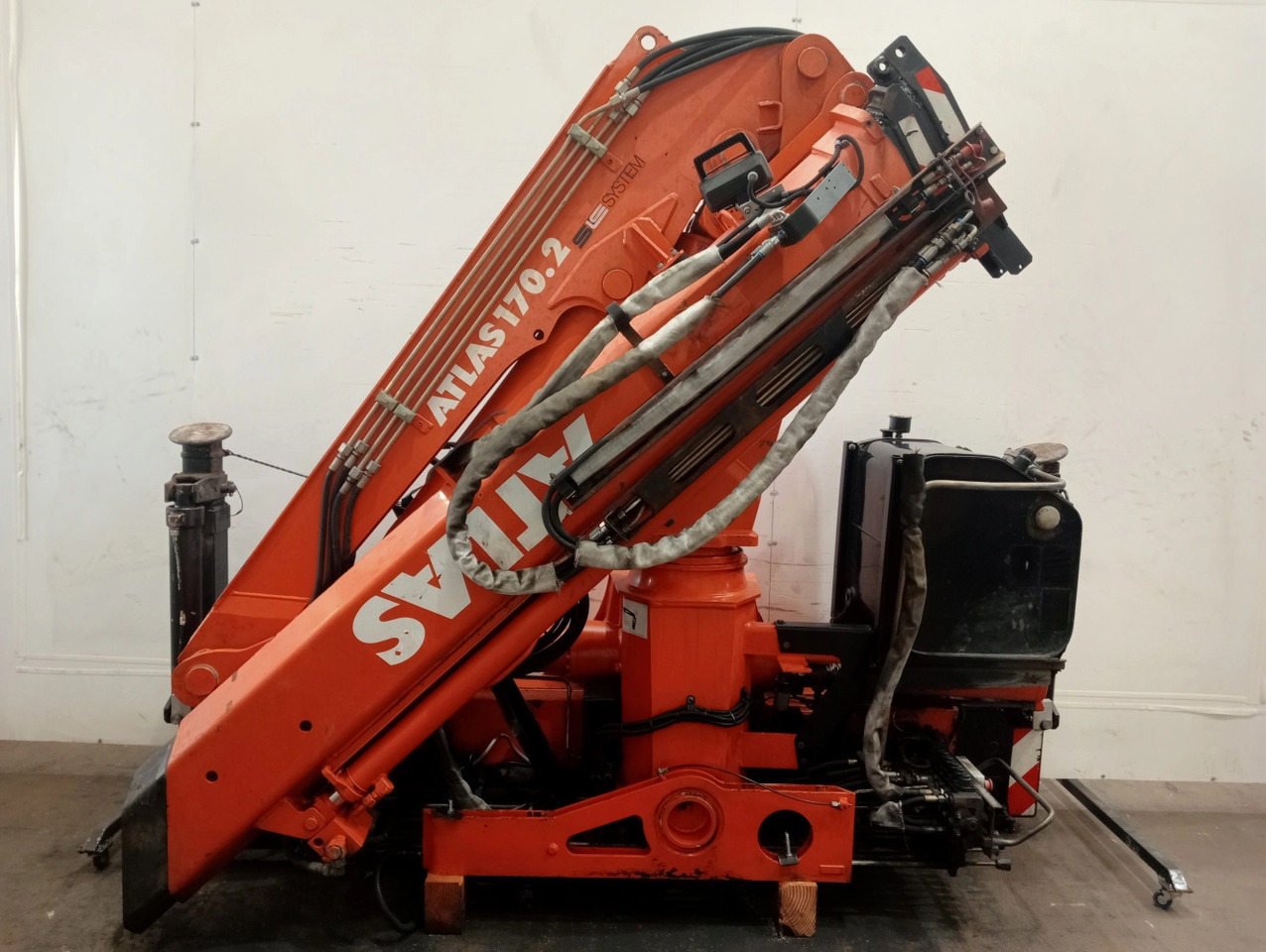 Grúa ATLAS AK170.2 A2 - Grue auxiliaire pour Camion: photos 2 Grúa ATLAS AK170.2 A2 - Grue auxiliaire pour Camion: photos 2