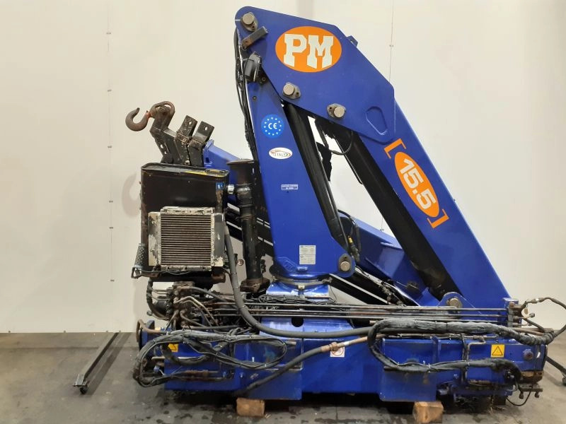 Grúa PM 15523 - Grue auxiliaire pour Camion: photos 1 Grúa PM 15523 - Grue auxiliaire pour Camion: photos 1