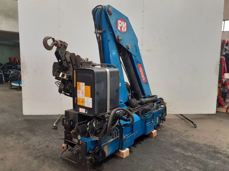 Grúa PM 16 - Grue auxiliaire pour Camion: photos 4 Grúa PM 16 - Grue auxiliaire pour Camion: photos 4