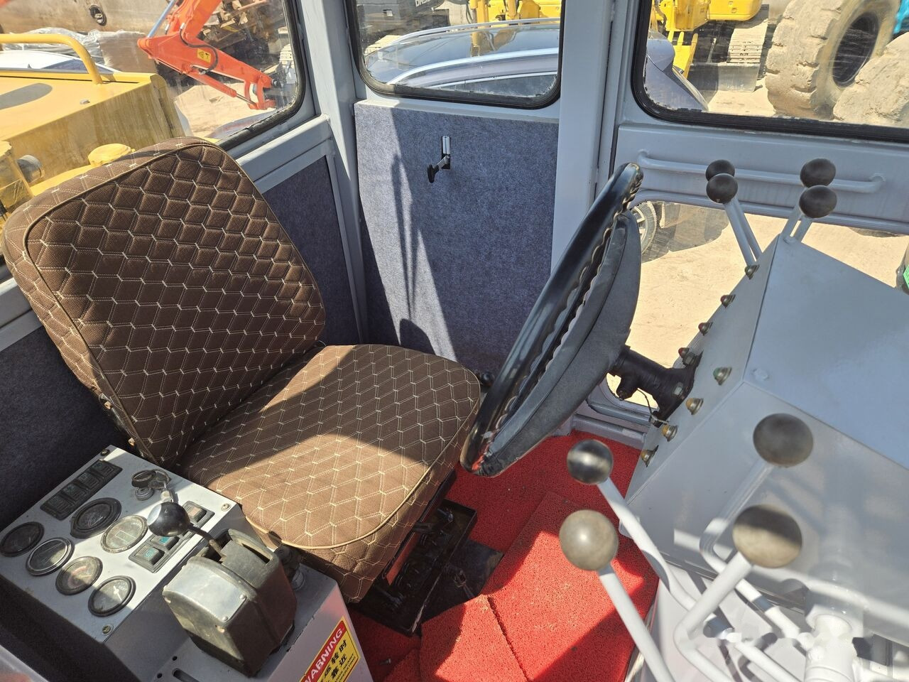 Niveleuse Caterpillar 140K: photos 6