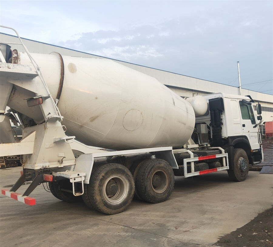 Camion malaxeur Howo ZZ1257N4347C1: photos 6