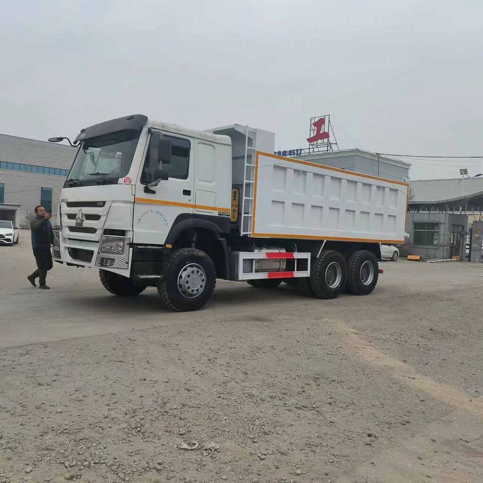 Sinotruk HOWO 6*4 Dump truck - Camion benne: photos 3 Sinotruk HOWO 6*4 Dump truck - Camion benne: photos 3