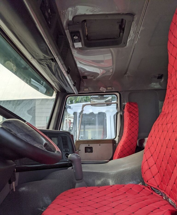 Sinotruk HOWO 8*4 Fence Truck - Camion plateau: photos 4 Sinotruk HOWO 8*4 Fence Truck - Camion plateau: photos 4