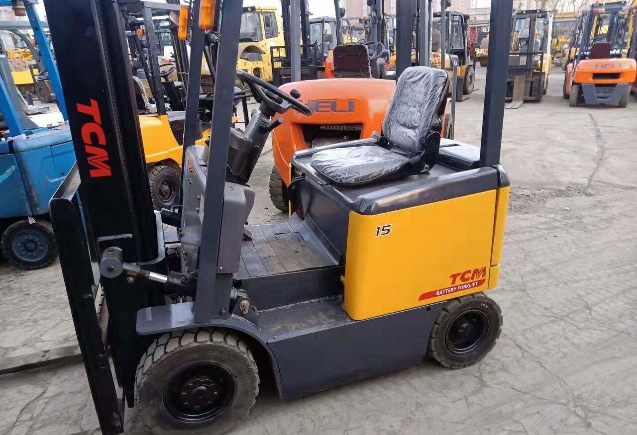 TCM FB15 Electric Forklift Truck - Chariot élévateur électrique: photos 1 TCM FB15 Electric Forklift Truck - Chariot élévateur électrique: photos 1