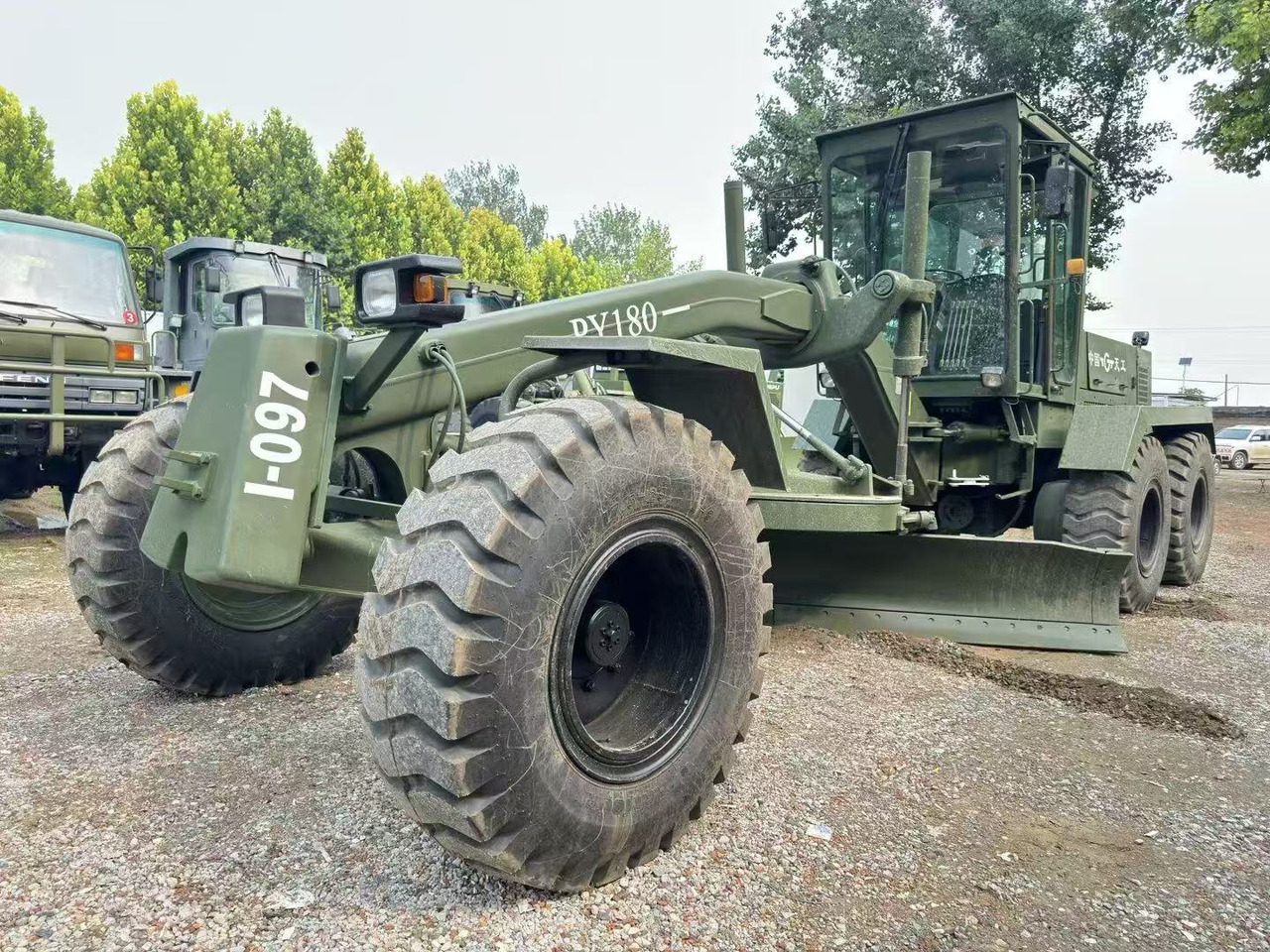 TIANGONG PY180 - Niveleuse: photos 1 TIANGONG PY180 - Niveleuse: photos 1