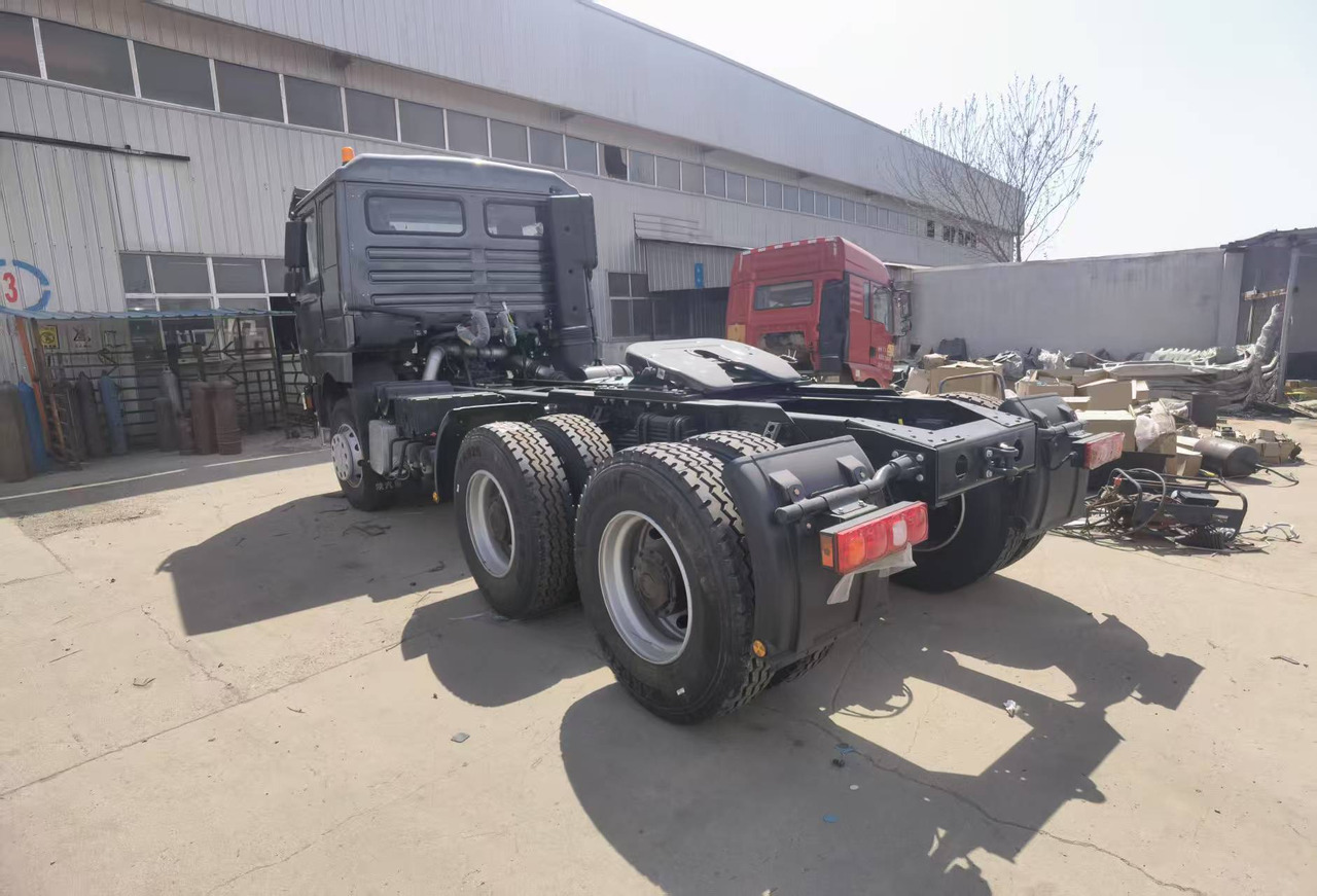 Shacman 430 - Tracteur routier: photos 5 Shacman 430 - Tracteur routier: photos 5
