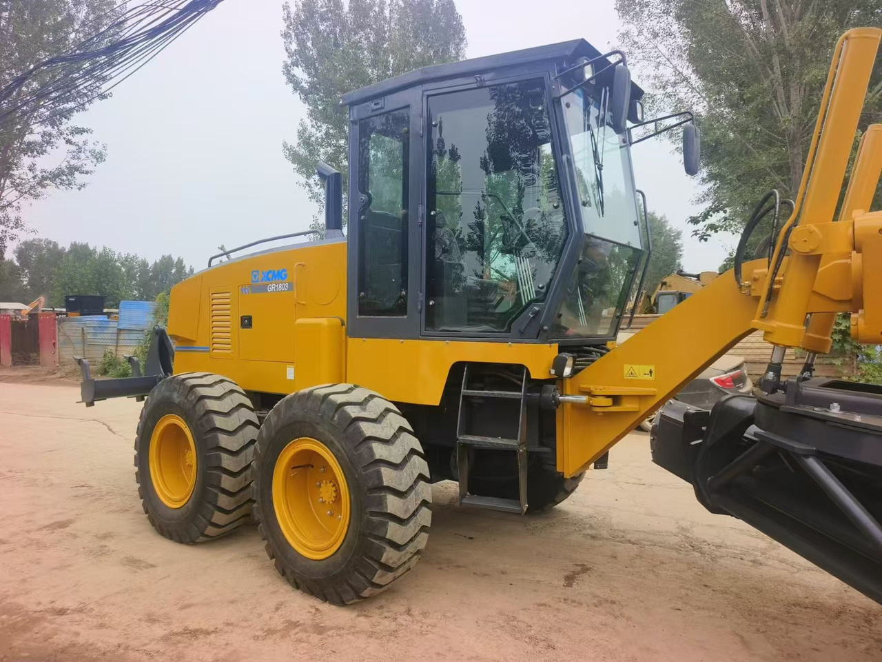 XCMG GR1803 - Niveleuse: photos 2 XCMG GR1803 - Niveleuse: photos 2