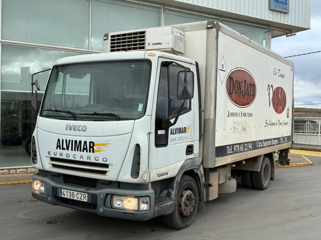Caja cerrada IVECO Eurocargo ML 100 E18 P - Camion frigorifique: photos 1 Caja cerrada IVECO Eurocargo ML 100 E18 P - Camion frigorifique: photos 1