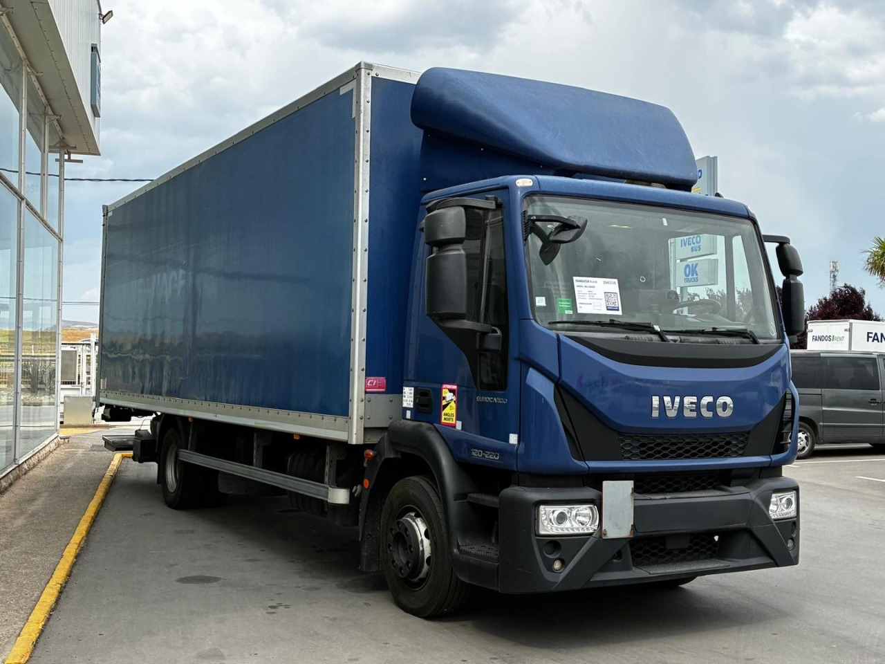 Caja cerrada IVECO Eurocargo ML 120 E22 - Camion fourgon: photos 3 Caja cerrada IVECO Eurocargo ML 120 E22 - Camion fourgon: photos 3