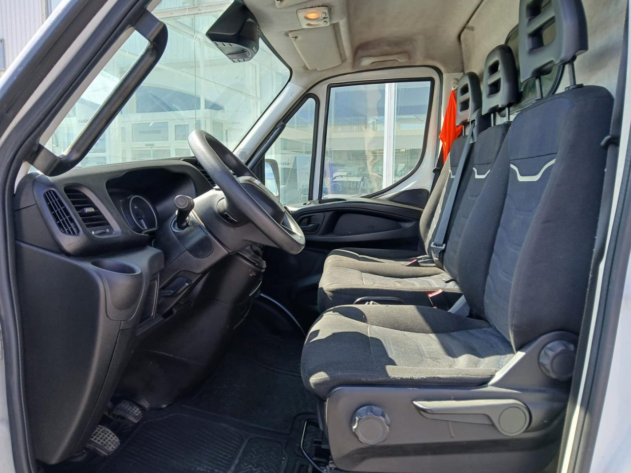 Furgón IVECO 35S16 V 12m3 en leasing occasion Furgón IVECO 35S16 V 12m3: photos 9