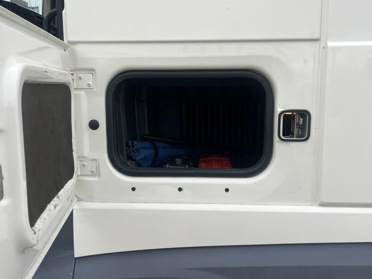 Tracteur routier Cabeza Tractora DAF 480 AUTOMATICA CON INTARDER: photos 9