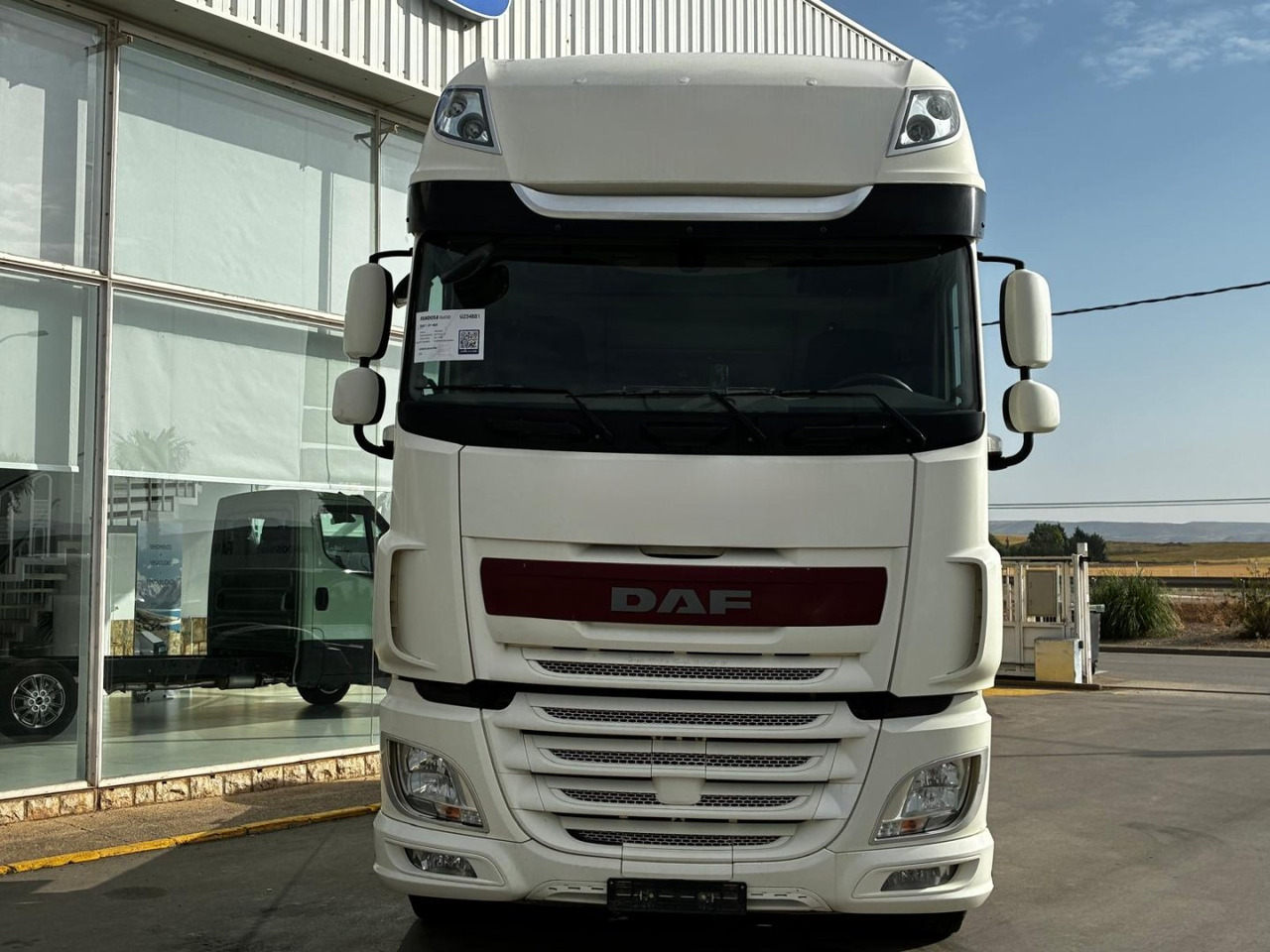 Cabeza Tractora DAF 480 SUPER SPACE CAB AUTOMATICA CON INTARDER - Tracteur routier: photos 2 Cabeza Tractora DAF 480 SUPER SPACE CAB AUTOMATICA CON INTARDER - Tracteur routier: photos 2