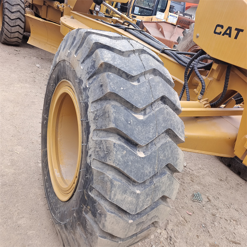 CATERPILLAR 140H 140G 140K CAT - Niveleuse: photos 3 CATERPILLAR 140H 140G 140K CAT - Niveleuse: photos 3