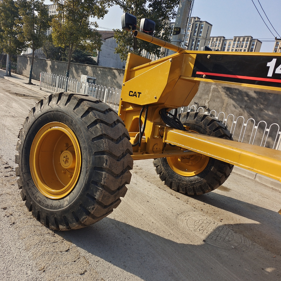 CATERPILLAR 140H CAT 140K 140G - Niveleuse: photos 3 CATERPILLAR 140H CAT 140K 140G - Niveleuse: photos 3