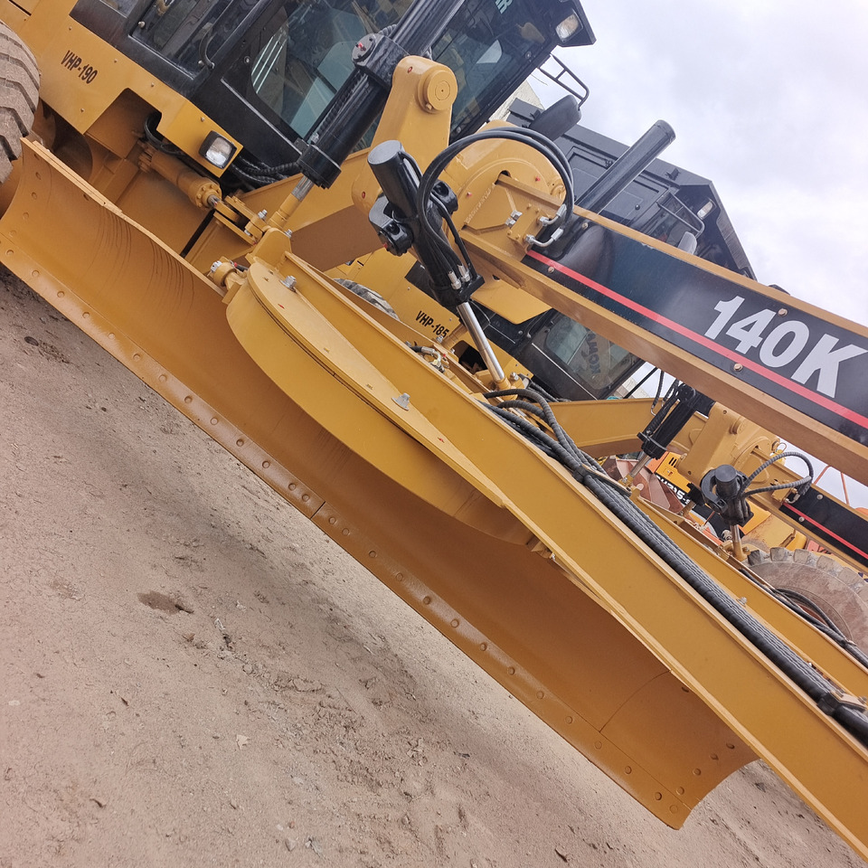CATERPILLAR 140K CAT 140 K 140H 140G - Niveleuse: photos 2 CATERPILLAR 140K CAT 140 K 140H 140G - Niveleuse: photos 2