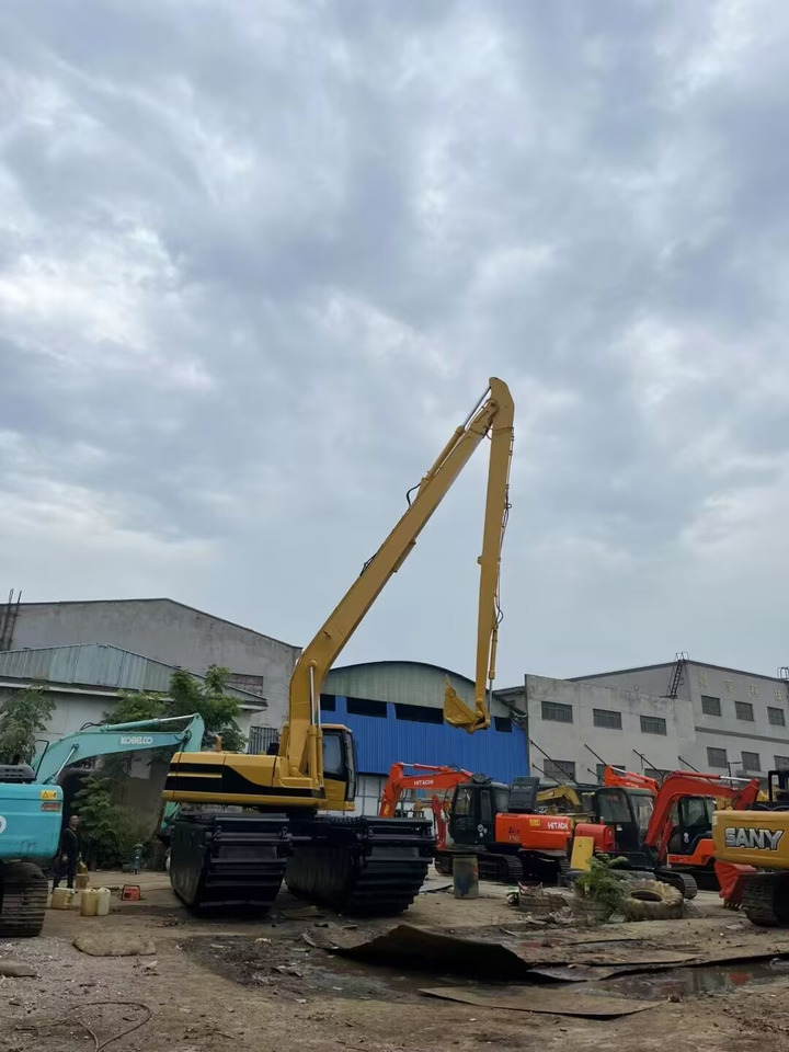 CATERPILLAR 320 BL Dredger - Excavatrice amphibie: photos 5 CATERPILLAR 320 BL Dredger - Excavatrice amphibie: photos 5