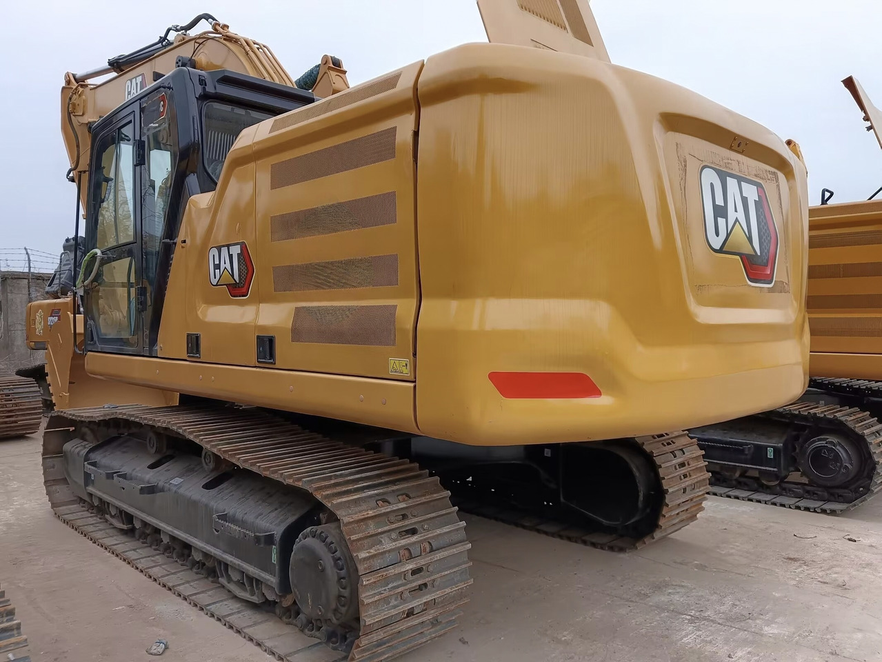 CATERPILLAR 330GC CAT 330 GC 336GC - Pelle sur chenille: photos 1 CATERPILLAR 330GC CAT 330 GC 336GC - Pelle sur chenille: photos 1