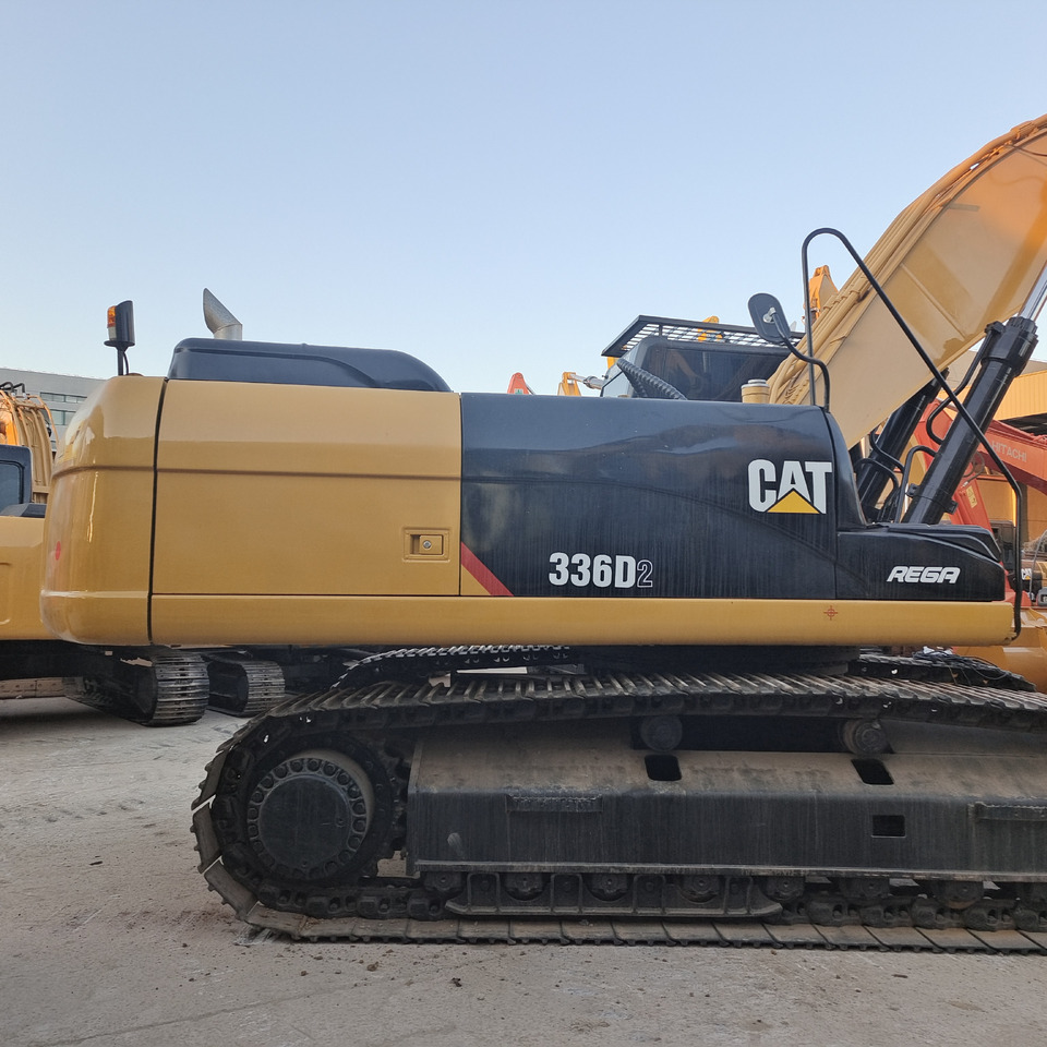 CATERPILLAR 336D2 L CAT - Pelle sur chenille: photos 3 CATERPILLAR 336D2 L CAT - Pelle sur chenille: photos 3