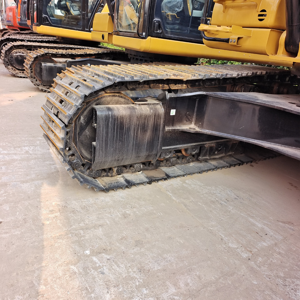 CATERPILLAR 336GC CAT 336 GC - Pelle sur chenille: photos 4 CATERPILLAR 336GC CAT 336 GC - Pelle sur chenille: photos 4