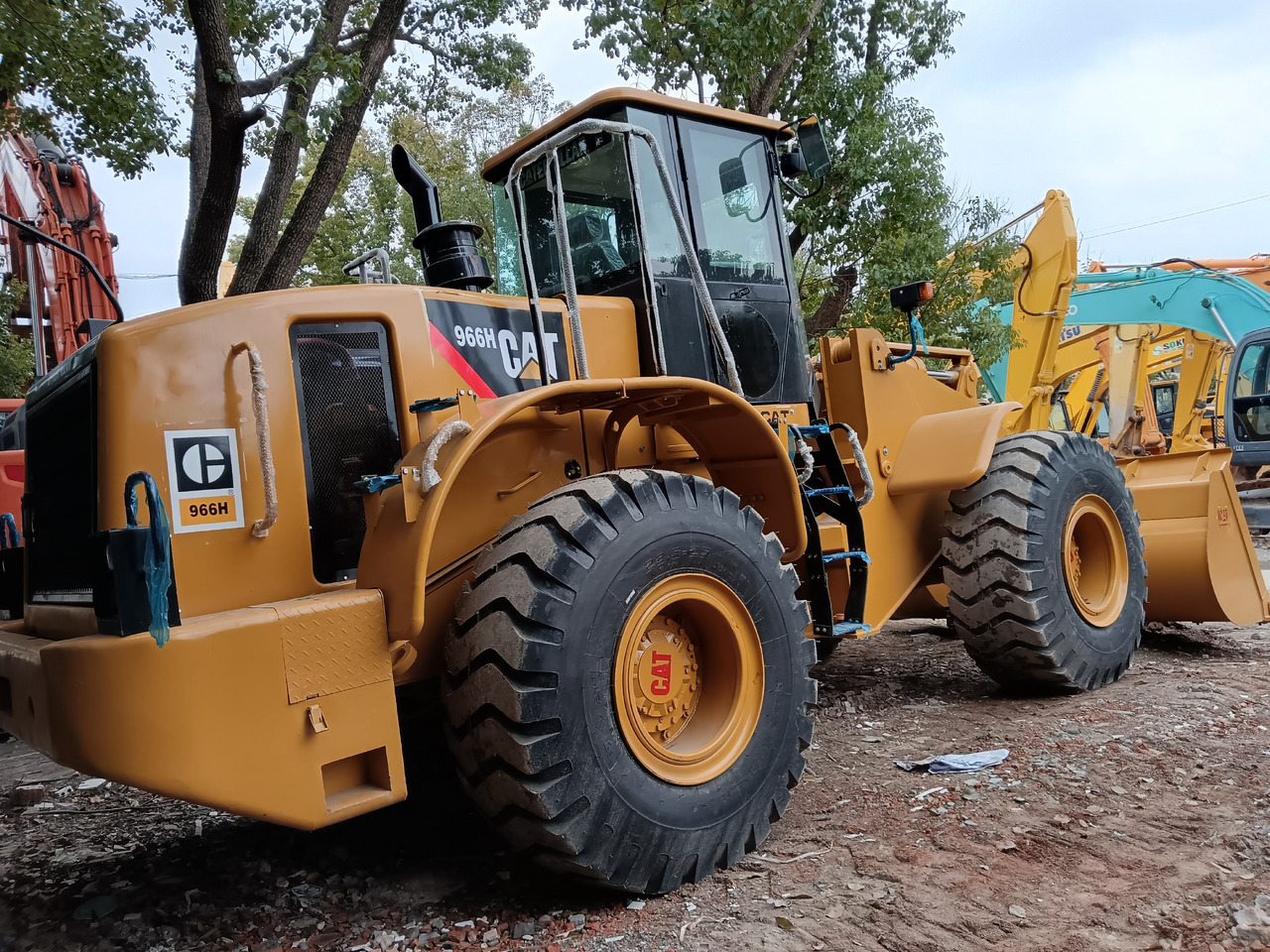 CATERPILLAR 966H CAT 966 H 950H 950GC - Chargeuse sur pneus: photos 5 CATERPILLAR 966H CAT 966 H 950H 950GC - Chargeuse sur pneus: photos 5