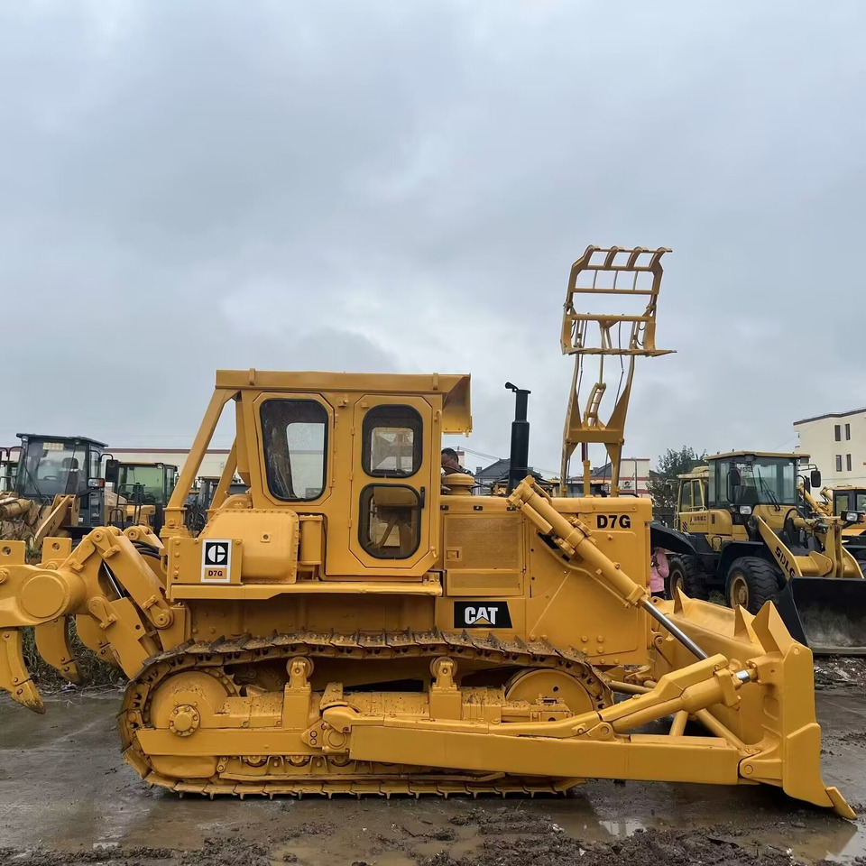 CATERPILLAR D7G CAT - Bulldozer: photos 5 CATERPILLAR D7G CAT - Bulldozer: photos 5