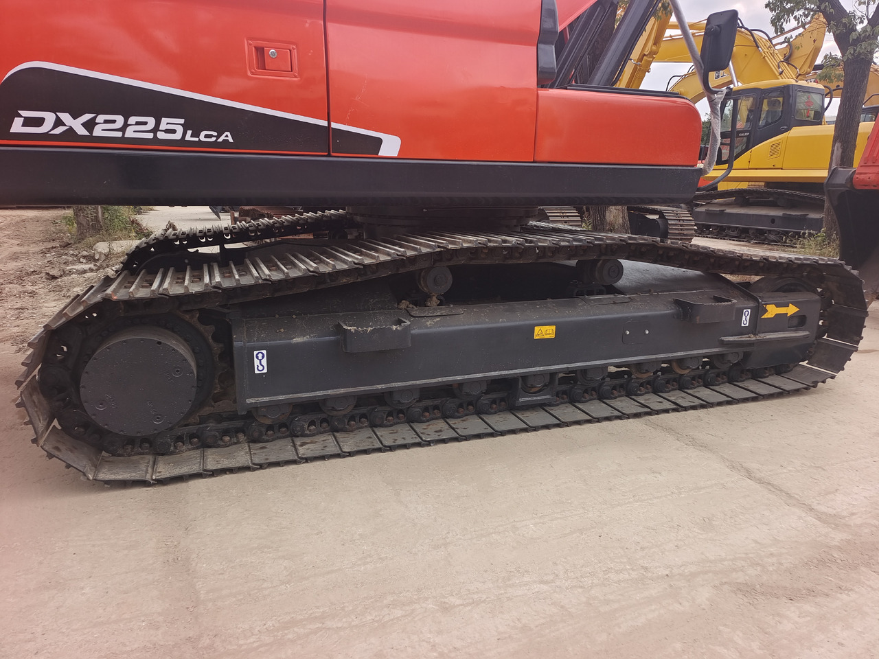 DOOSAN DX225LCA - Pelle sur chenille: photos 4 DOOSAN DX225LCA - Pelle sur chenille: photos 4