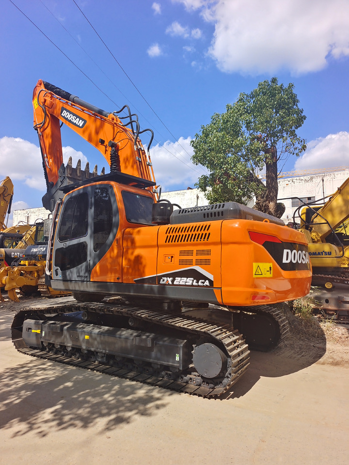 DOOSAN DX225LCA DX225 LC-9C - Pelle sur chenille: photos 1 DOOSAN DX225LCA DX225 LC-9C - Pelle sur chenille: photos 1
