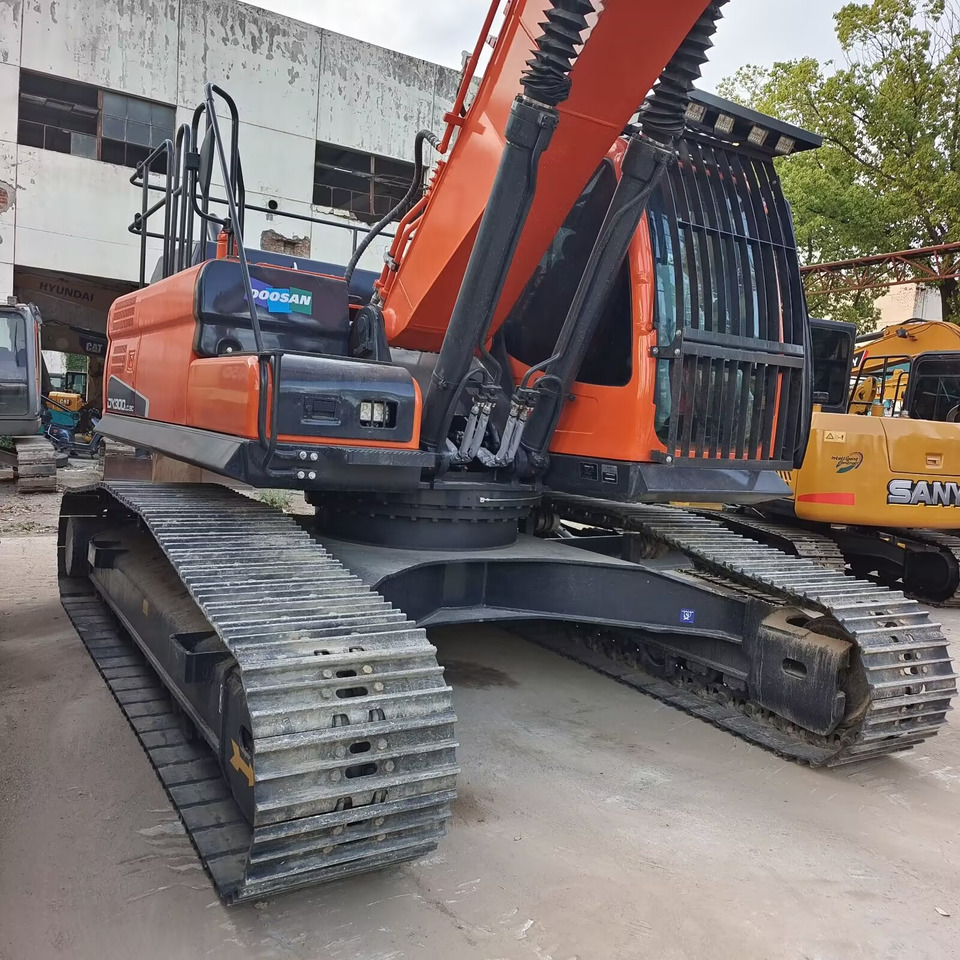 DOOSAN DX300 LC - 9C DX300 LCA - Pelle sur chenille: photos 5 DOOSAN DX300 LC - 9C DX300 LCA - Pelle sur chenille: photos 5