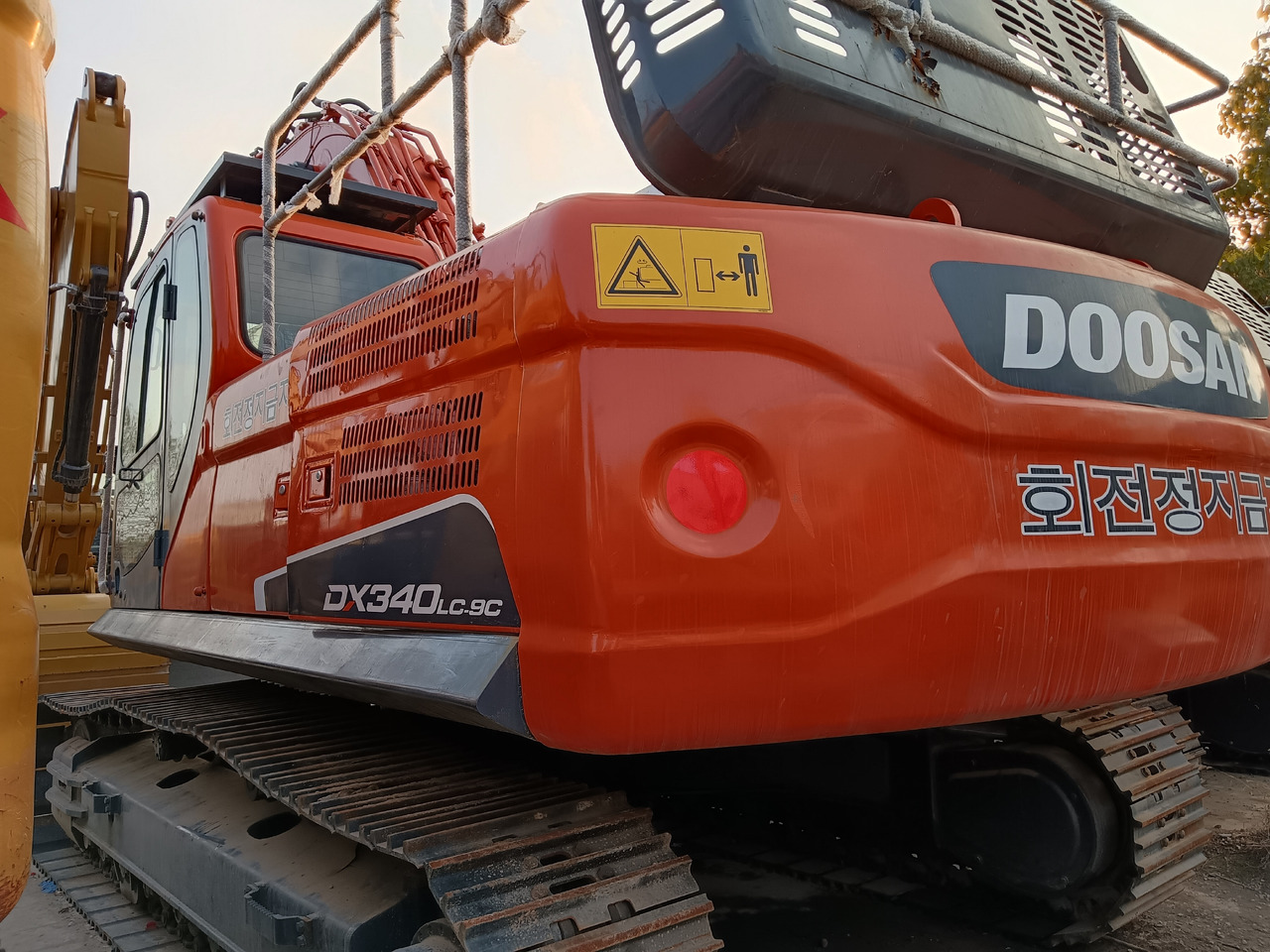 DOOSAN DX340LC-9C DX340 LCA - Pelle sur chenille: photos 1 DOOSAN DX340LC-9C DX340 LCA - Pelle sur chenille: photos 1