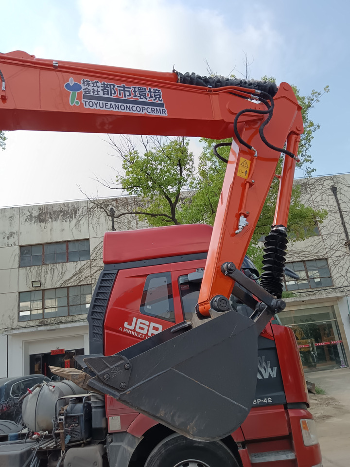 HITACHI ZX70 - Mini pelle: photos 4 HITACHI ZX70 - Mini pelle: photos 4