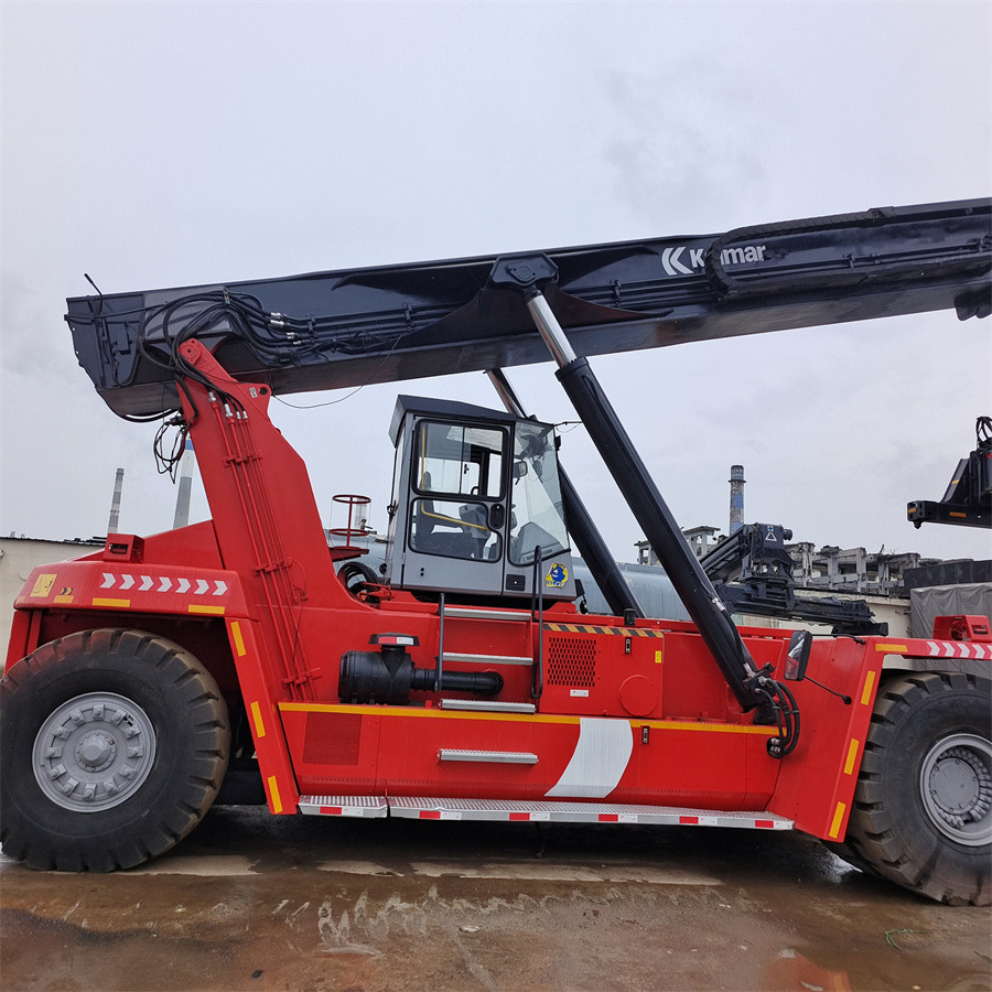 KALMAR DRF450 - Reach stacker: photos 5 KALMAR DRF450 - Reach stacker: photos 5
