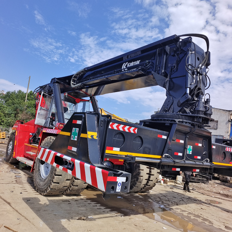 KALMAR DRF450 DRF 450 - Reach stacker: photos 5 KALMAR DRF450 DRF 450 - Reach stacker: photos 5