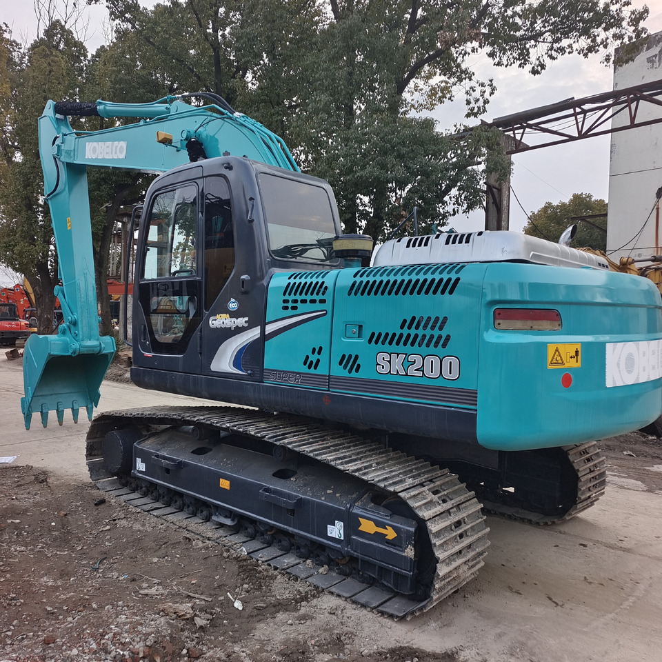 KOBELCO SK 200 - 8 - Pelle sur chenille: photos 2 KOBELCO SK 200 - 8 - Pelle sur chenille: photos 2