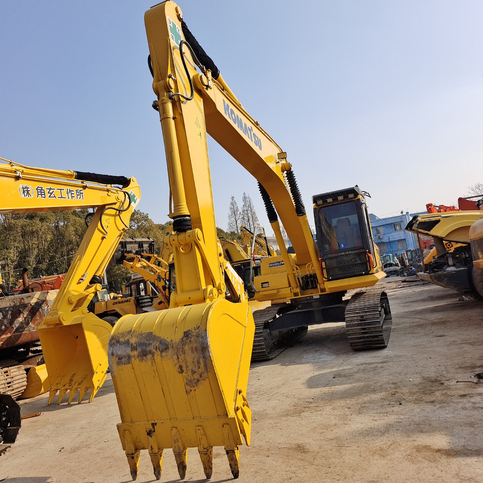 Pelle sur chenille KOMATSU PC200-8: photos 10