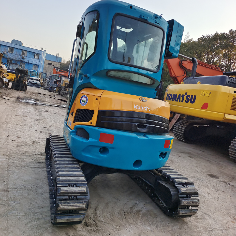 KUBOTA U35 - Mini pelle: photos 2 KUBOTA U35 - Mini pelle: photos 2