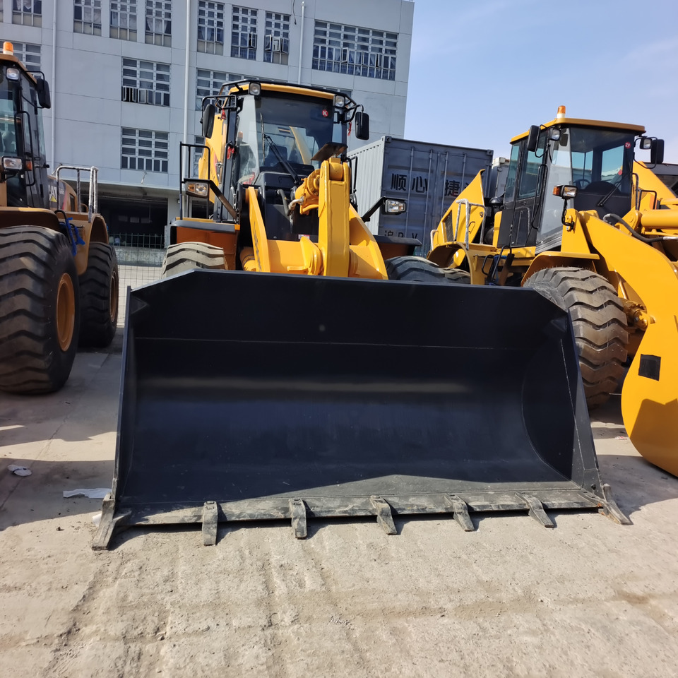 Chargeuse sur pneus LIUGONG CLG 856H Clg862 6 Tons Front Wheel Loader Clg862h 856h Loaders with Good Condition Cheap Price for Sale