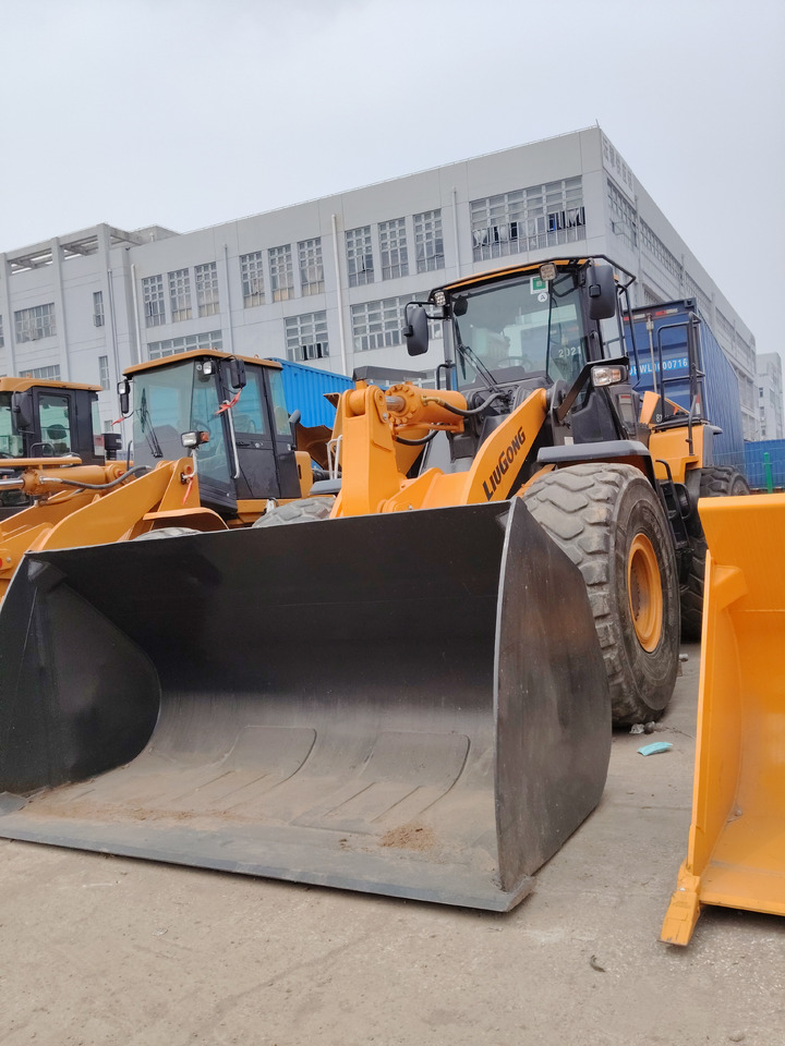 LIUGONG CLG 870H - Chargeuse sur pneus: photos 3 LIUGONG CLG 870H - Chargeuse sur pneus: photos 3